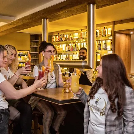 Der Schoene Asten - فندق 3*