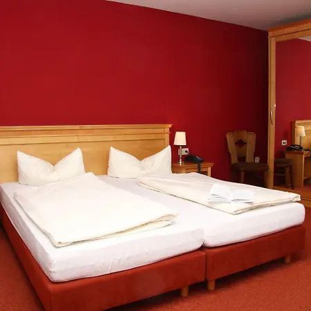 Der Schoene Asten - 3*