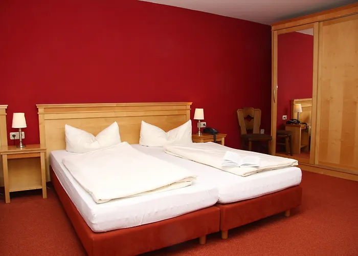 Der Schoene Asten - 3*